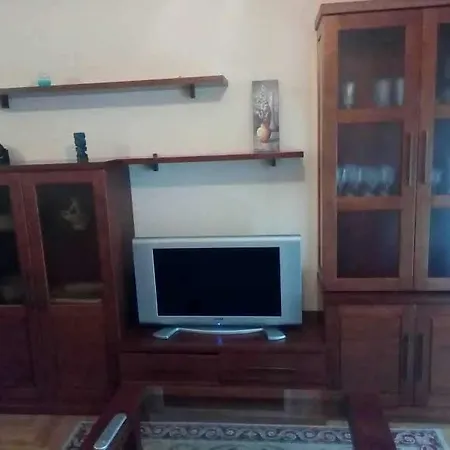 דירה Amplia Vivienda En Mondariz. Cercana A Vigo
