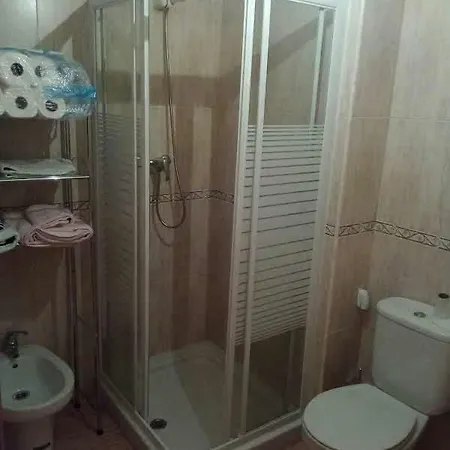 דירה Amplia Vivienda En Mondariz. Cercana A Vigo מונדאריז